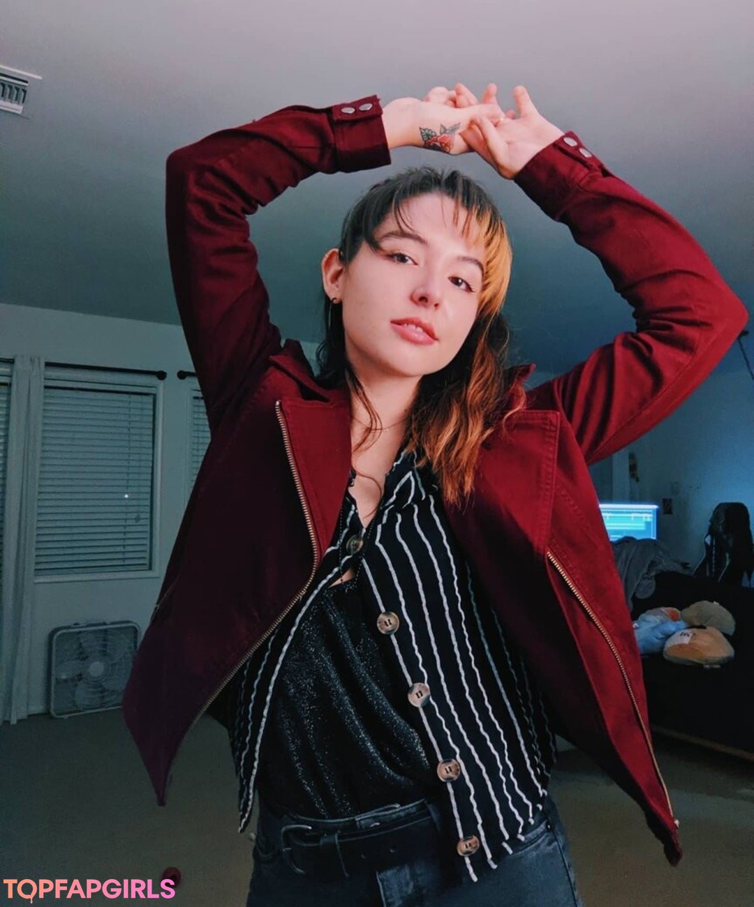 Foto desnuda filtrada de OnlyFans de Autumn Farrell #13 Foto desnuda filtrada de OnlyFans de Autumn Farrell #13