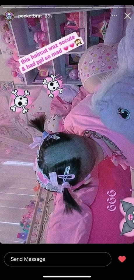 Foto desnuda filtrada de OnlyFans de Pocketbrat