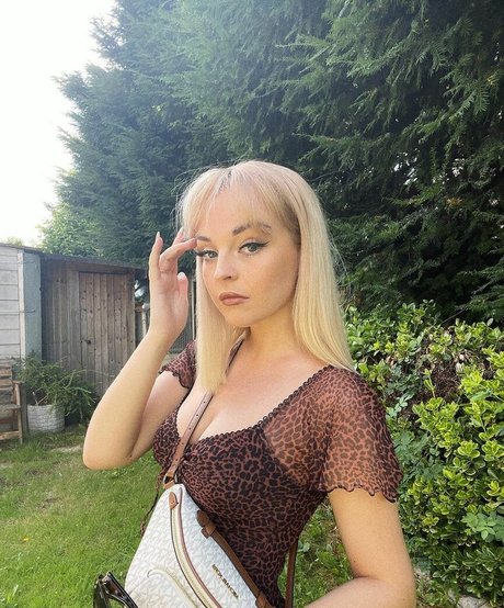 Foto desnuda filtrada de OnlyFans de Emily Rose Perrin