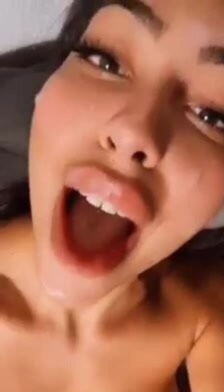 Foto desnuda filtrada de OnlyFans de Missrealfake