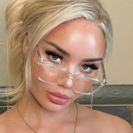 Foto desnuda filtrada de OnlyFans de Bettinnaaaa