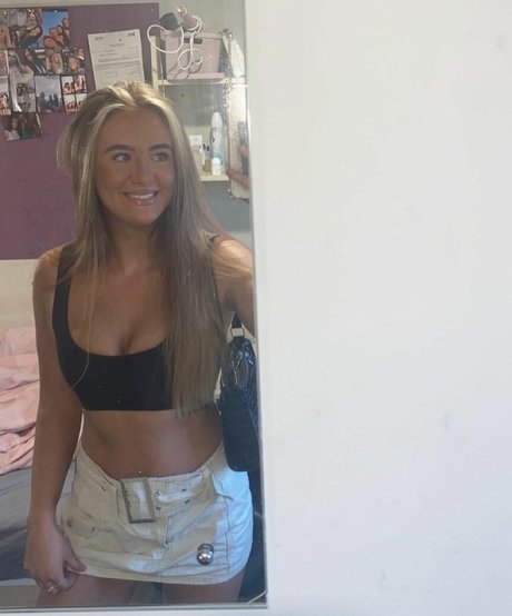 Anna Hollins