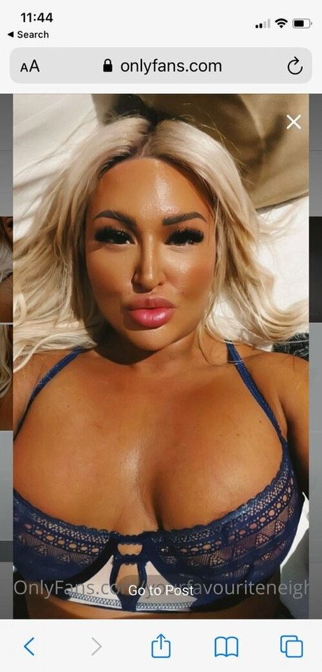 Foto desnuda filtrada de OnlyFans de Yourfavouriteneighbour