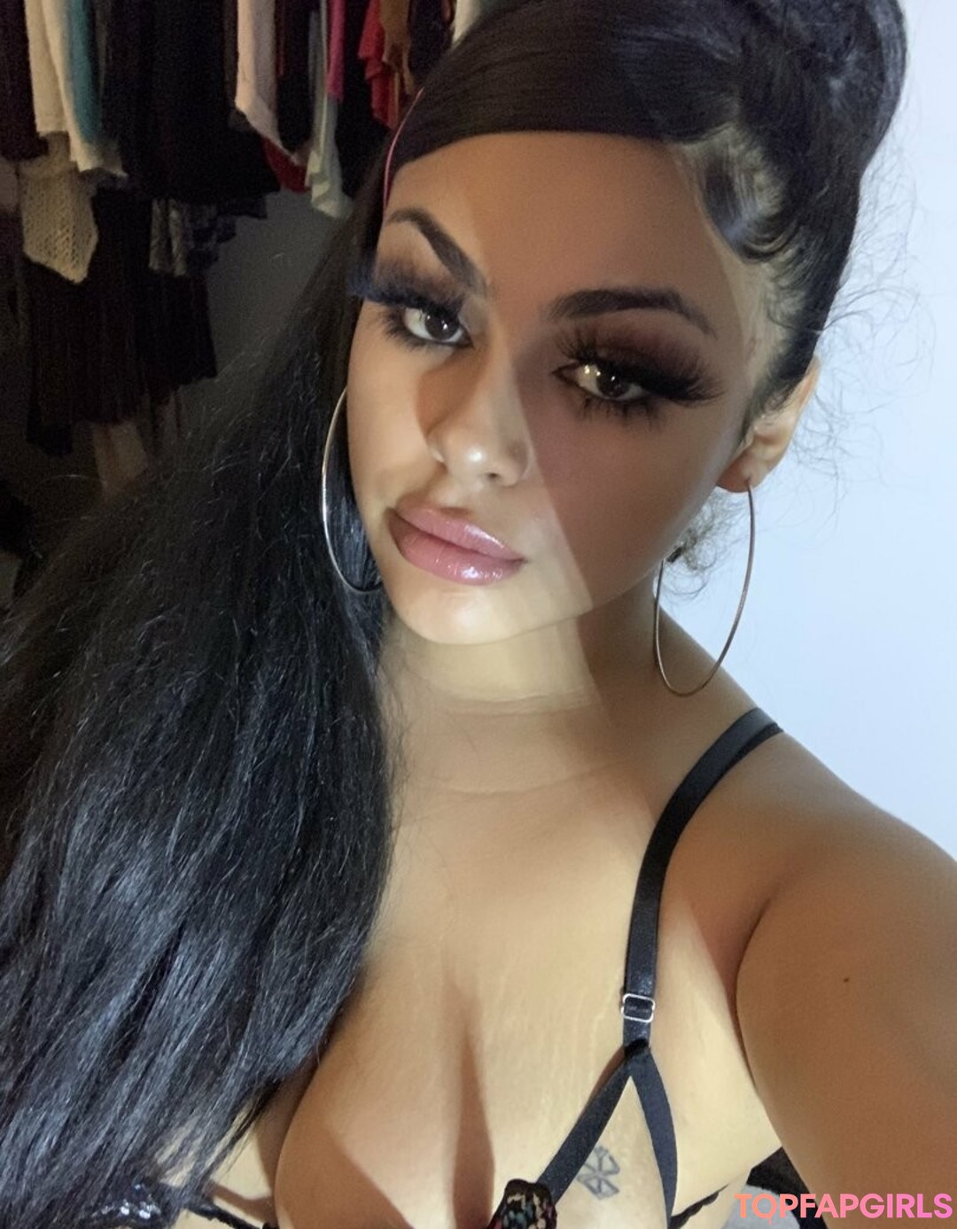 Foto desnuda filtrada de OnlyFans de Rosalbanaomi #124 Foto desnuda filtrada de OnlyFans de Rosalbanaomi #124