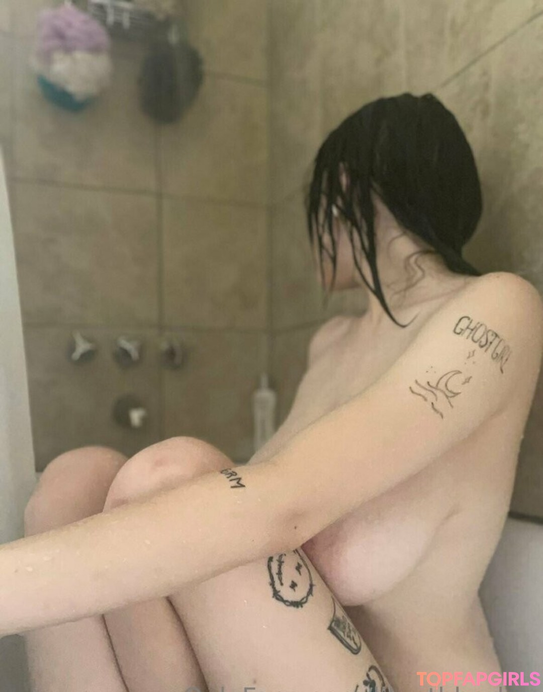 Foto desnuda filtrada de OnlyFans de Lilgothbarbie #6 Foto desnuda filtrada de OnlyFans de Lilgothbarbie #6