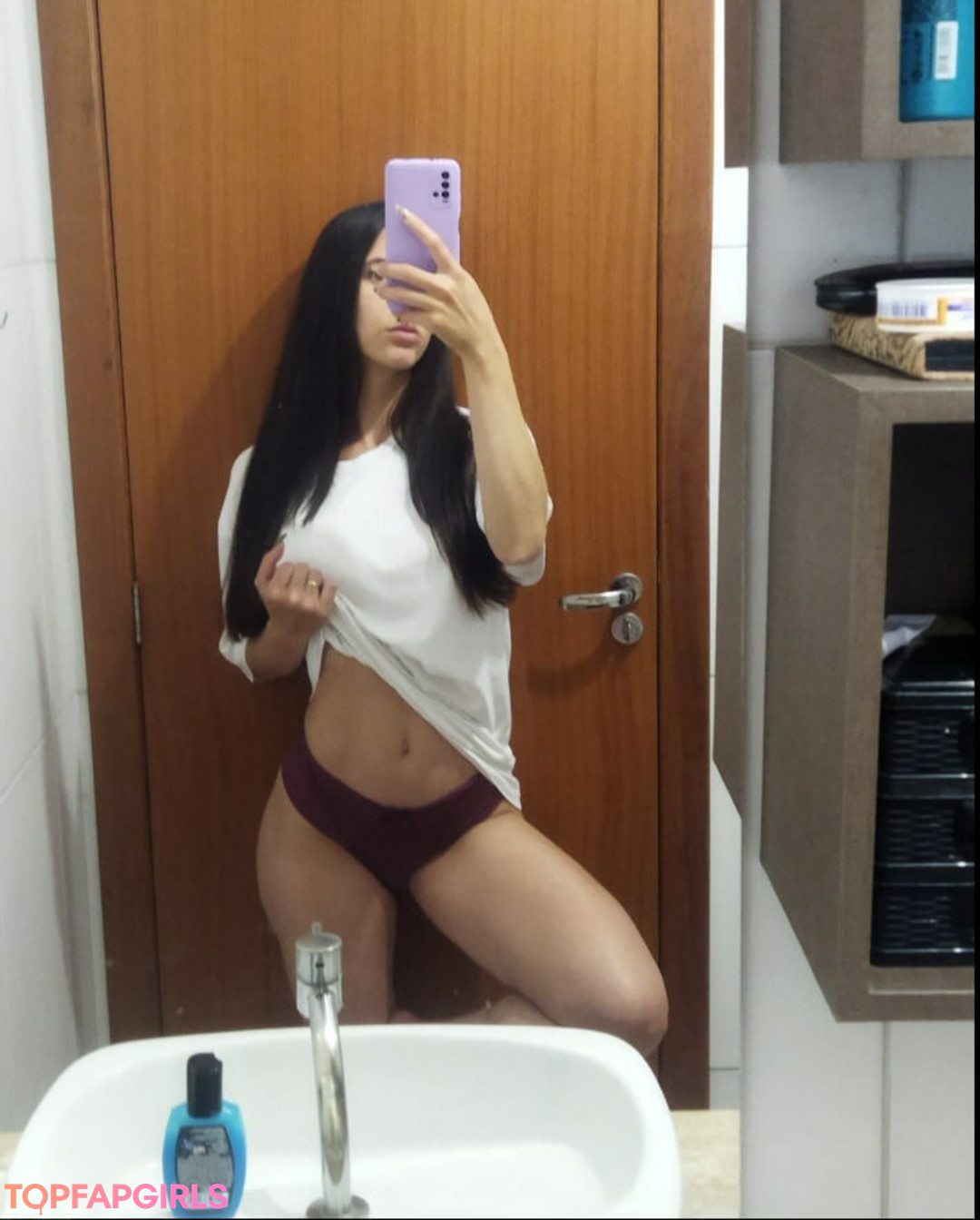 Foto desnuda filtrada de OnlyFans de Mysisterhot #3 Foto desnuda filtrada de OnlyFans de Mysisterhot #3