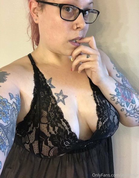 Foto desnuda filtrada de OnlyFans de Jeniferfur