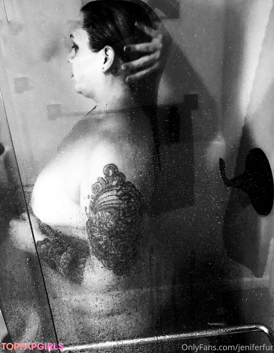 Foto desnuda filtrada de OnlyFans de Jeniferfur #8 Foto desnuda filtrada de OnlyFans de Jeniferfur #8