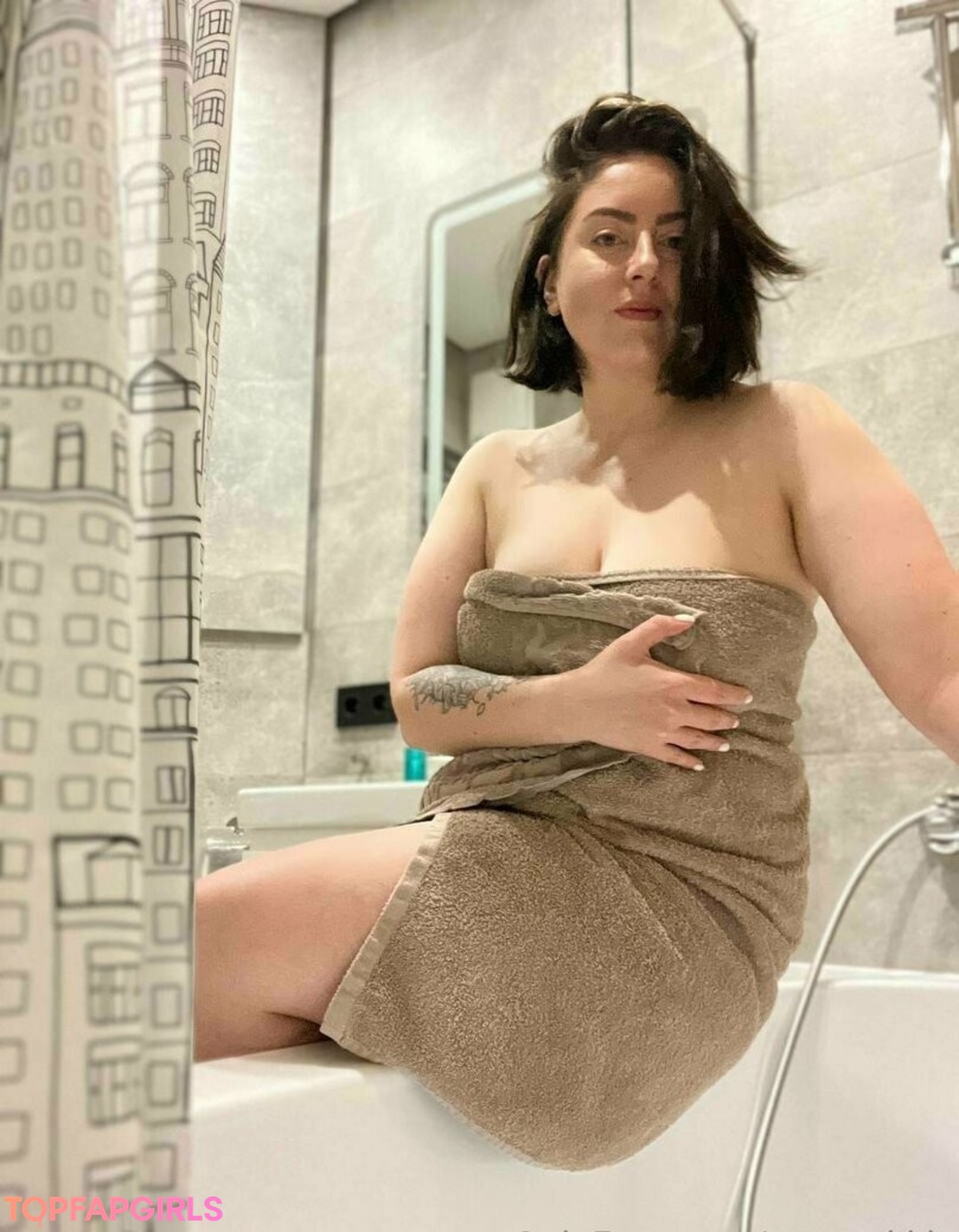 Foto desnuda filtrada de OnlyFans de Sweet Buns #19 Foto desnuda filtrada de OnlyFans de Sweet Buns #19