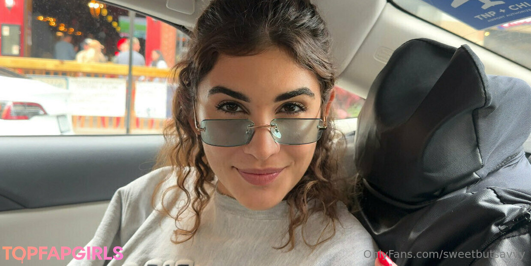 Foto desnuda filtrada de OnlyFans de Sweetbutsavvy #44 Foto desnuda filtrada de OnlyFans de Sweetbutsavvy #44