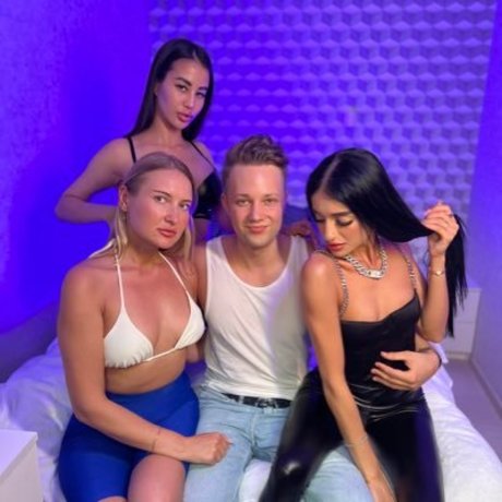 Foto desnuda filtrada de OnlyFans de Yo Oli