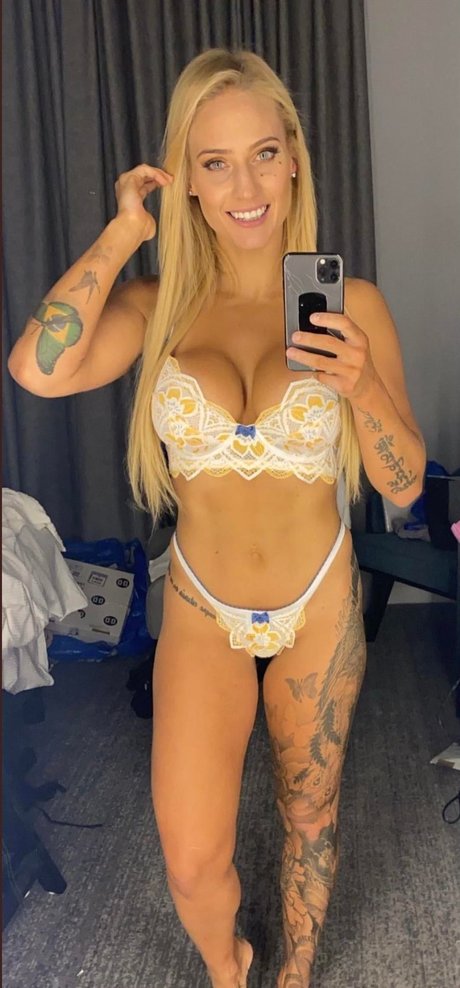 Foto desnuda filtrada de OnlyFans de Ebanie Bridges