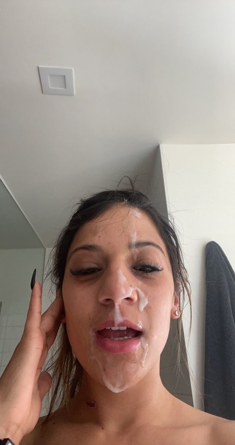 Foto desnuda filtrada de OnlyFans de Gbabezzz