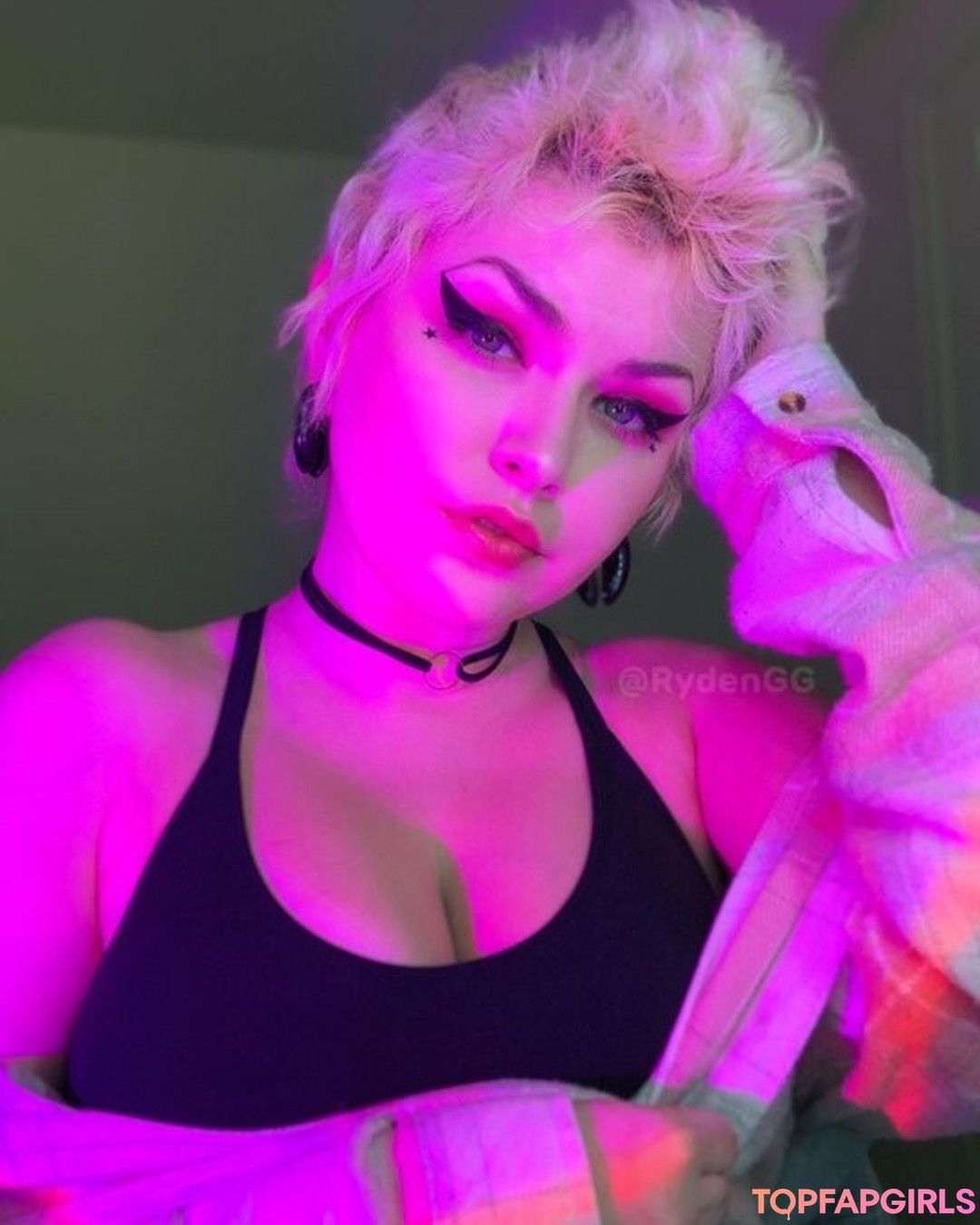 Foto desnuda filtrada de OnlyFans de Ryden Armani #260 Foto desnuda filtrada de OnlyFans de Ryden Armani #260