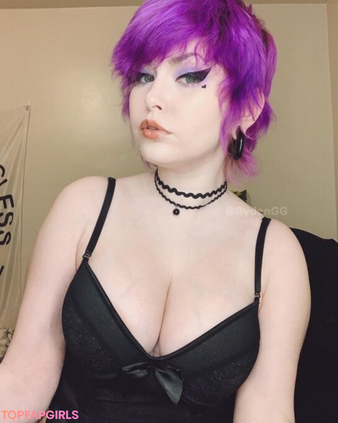 Foto desnuda filtrada de OnlyFans de Ryden Armani #286 Foto desnuda filtrada de OnlyFans de Ryden Armani #286