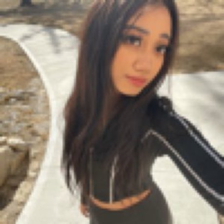 Sgirlmona