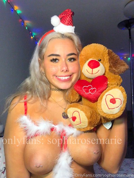 Foto desnuda filtrada de OnlyFans de Sophia Rose Marie