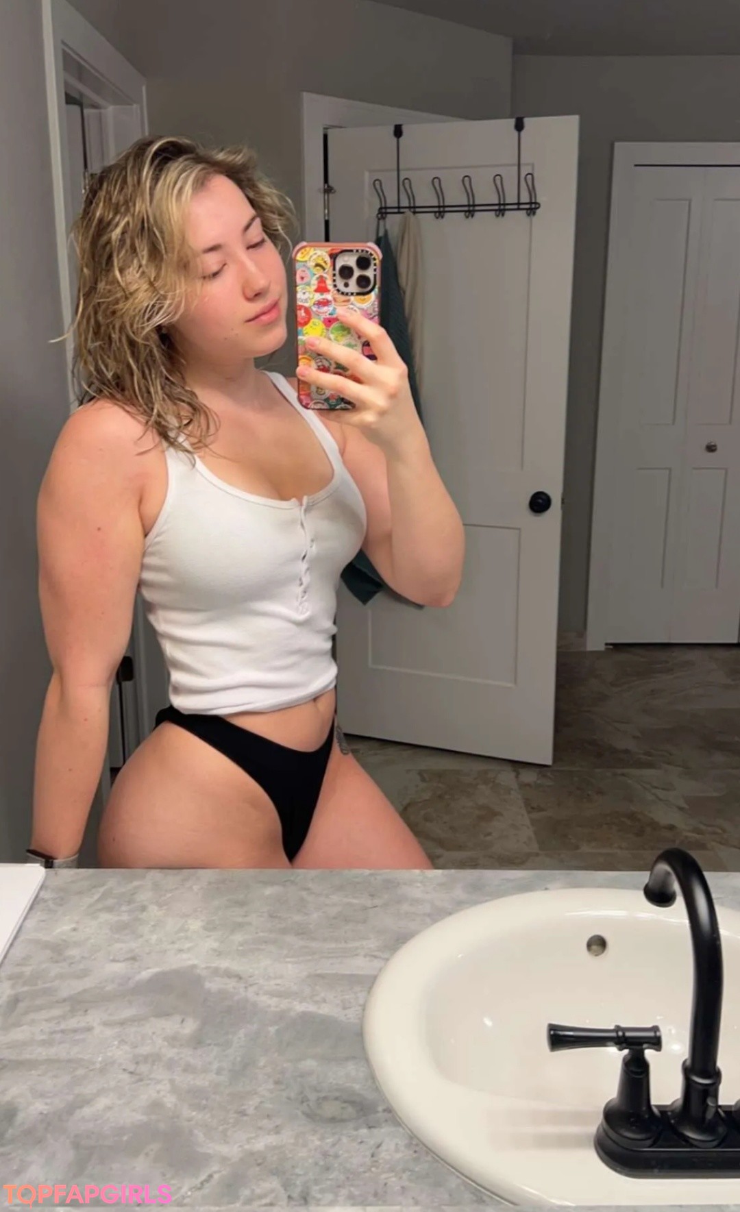 Foto desnuda filtrada de OnlyFans de Alice Klomp #383 Foto desnuda filtrada de OnlyFans de Alice Klomp #383