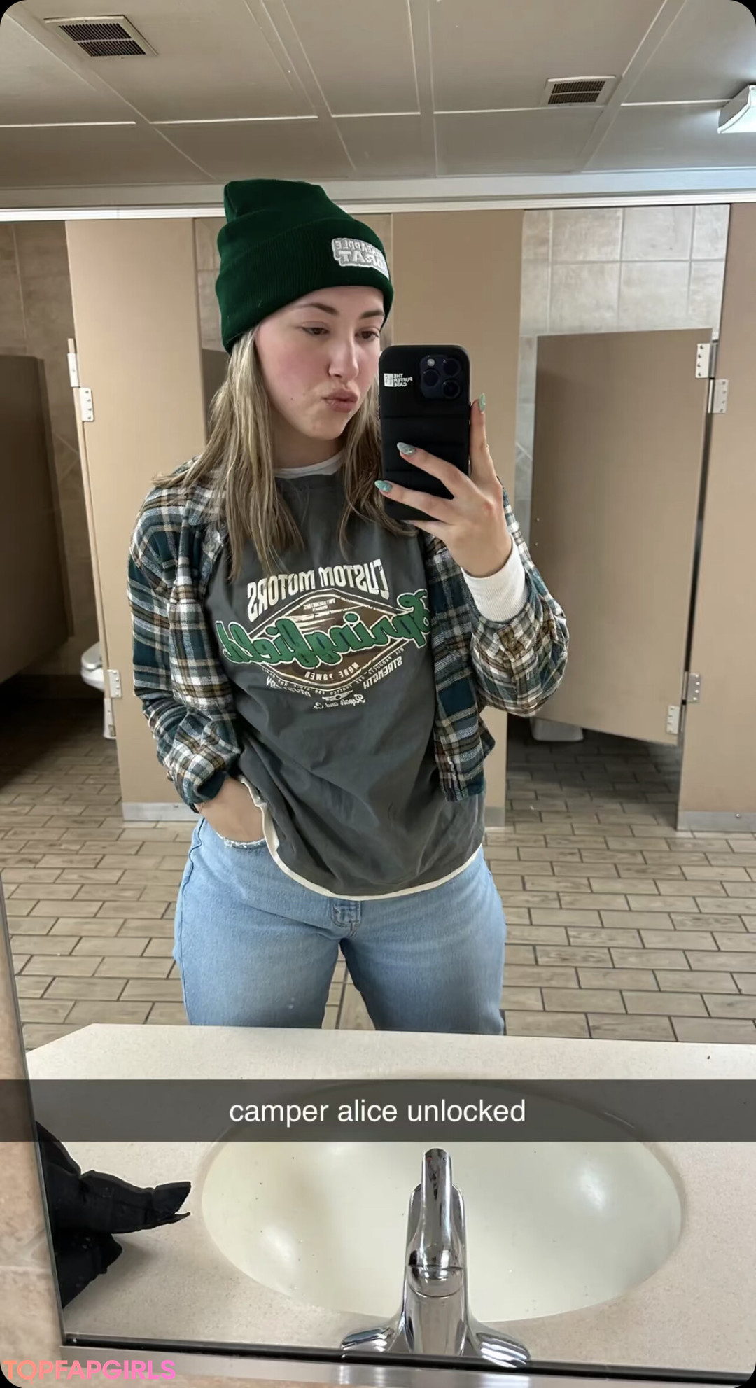 Foto desnuda filtrada de OnlyFans de Alice Klomp #81 Foto desnuda filtrada de OnlyFans de Alice Klomp #81