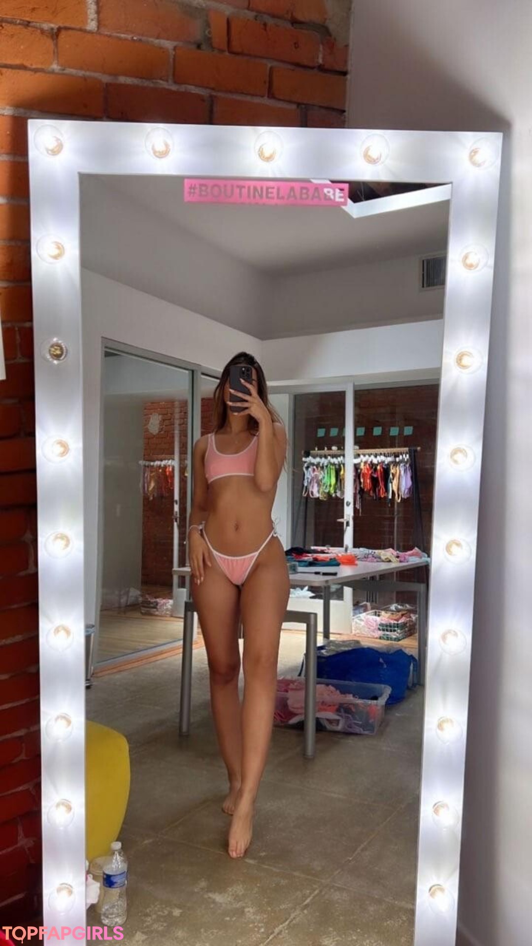 Foto desnuda filtrada de OnlyFans de Mikaela Lafuente #304 Foto desnuda filtrada de OnlyFans de Mikaela Lafuente #304