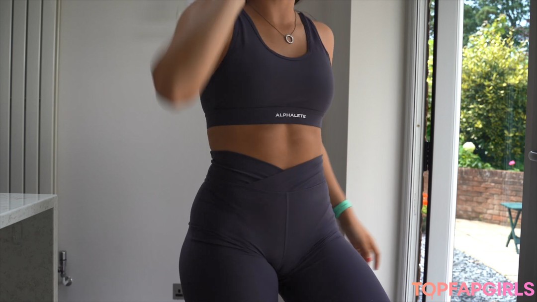 Foto desnuda filtrada de OnlyFans de Elle Edwards #331 Foto desnuda filtrada de OnlyFans de Elle Edwards #331