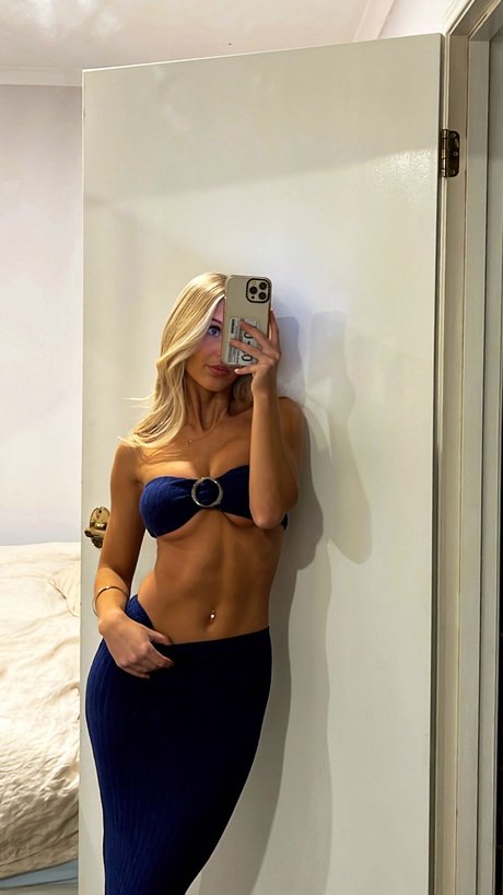 Foto desnuda filtrada de OnlyFans de Cassie And Chloe Roberts