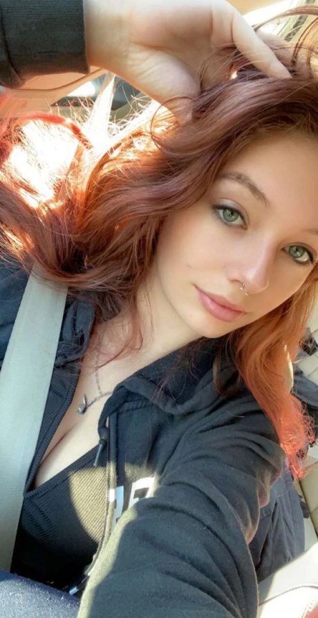 Lydia Renae