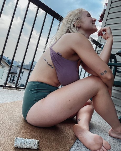 Foto desnuda filtrada de OnlyFans de Saterra