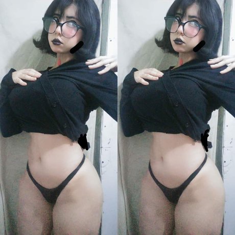 Foto desnuda filtrada de OnlyFans de Aby Dazai