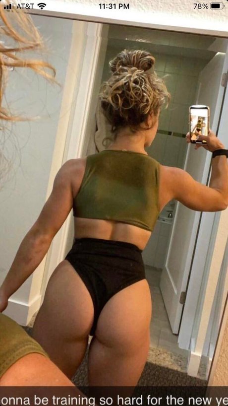 Foto desnuda filtrada de OnlyFans de Demi Bagby