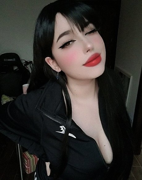 Foto desnuda filtrada de OnlyFans de Jyuna