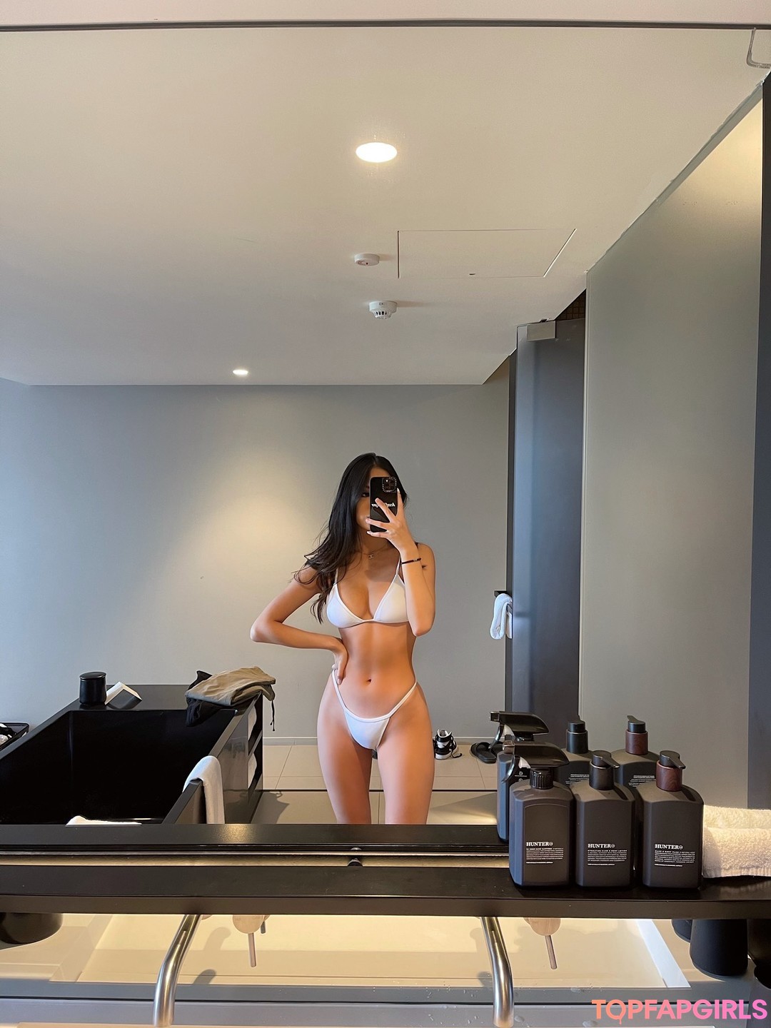 Foto desnuda filtrada de OnlyFans de Kathryn Tan #15 Foto desnuda filtrada de OnlyFans de Kathryn Tan #15