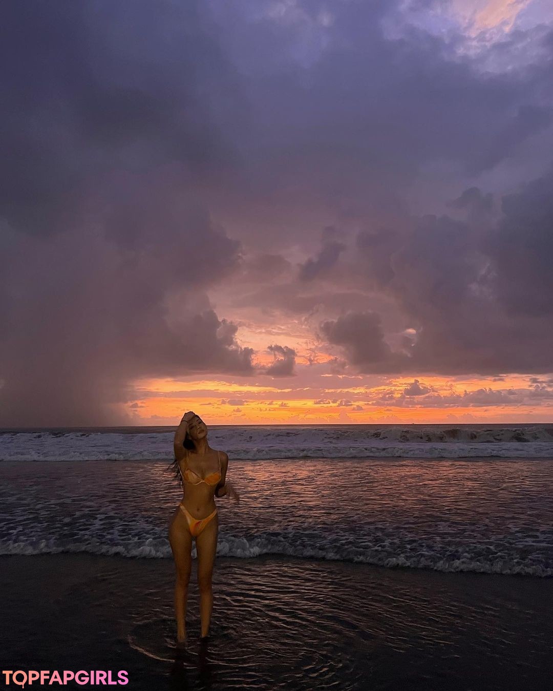 Foto desnuda filtrada de OnlyFans de Kathryn Tan #5 Foto desnuda filtrada de OnlyFans de Kathryn Tan #5