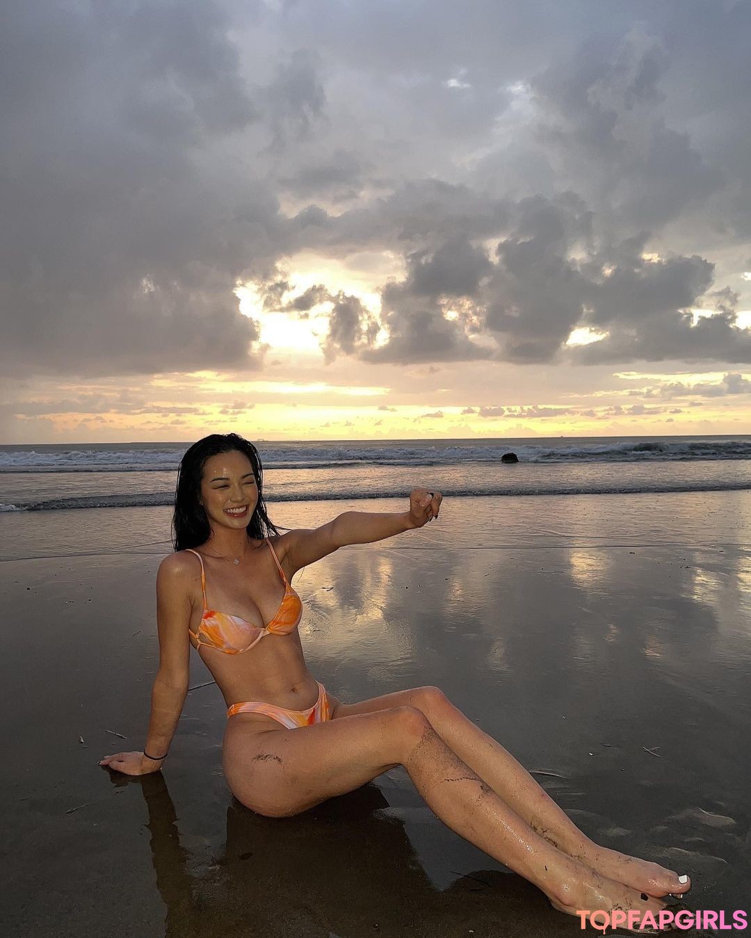 Foto desnuda filtrada de OnlyFans de Kathryn Tan #8 Foto desnuda filtrada de OnlyFans de Kathryn Tan #8