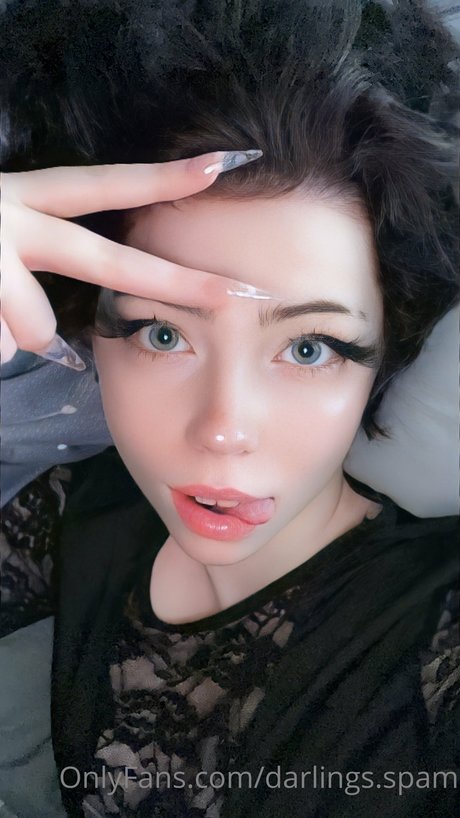 Foto desnuda filtrada de OnlyFans de Darlings Spam