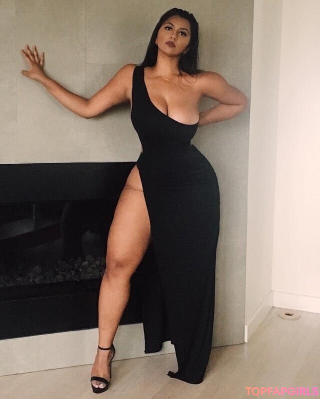 Foto desnuda filtrada de OnlyFans de Cynthia Kumar #38 Foto desnuda filtrada de OnlyFans de Cynthia Kumar #38