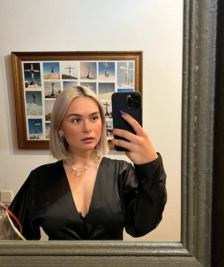 Foto desnuda filtrada de OnlyFans de Mathea