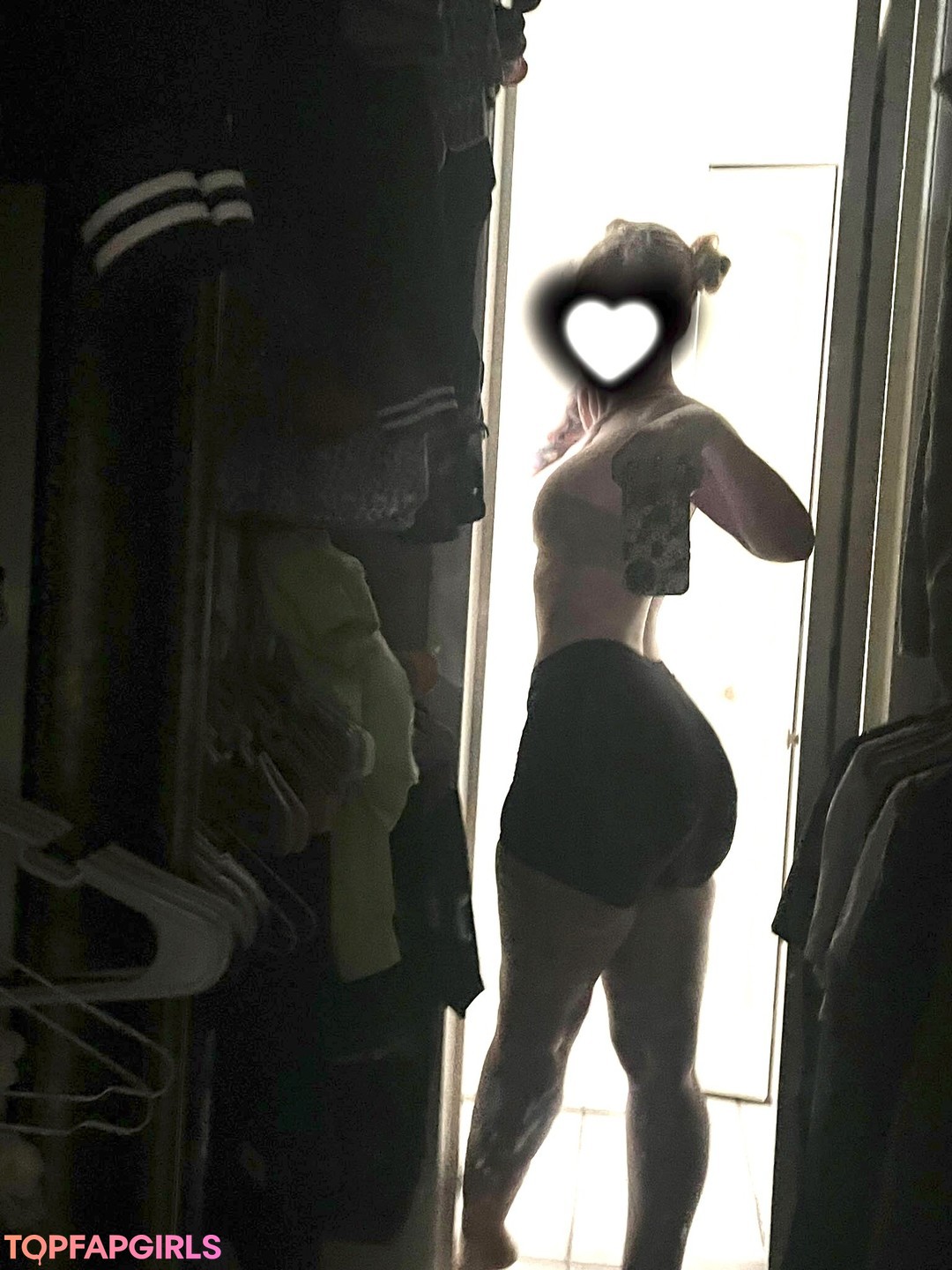 Foto desnuda filtrada de OnlyFans de Initialelon #25 Foto desnuda filtrada de OnlyFans de Initialelon #25