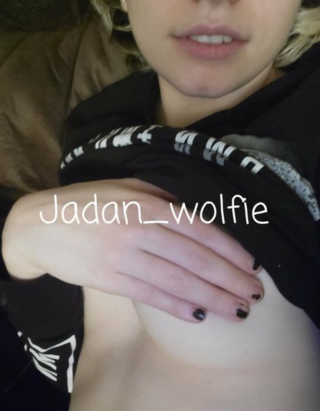 Jadan_Wolfie