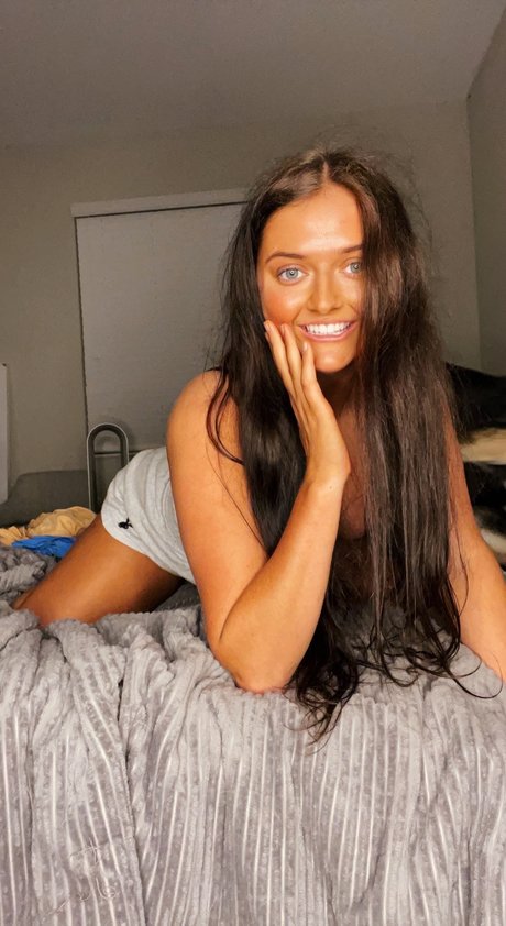 Foto desnuda filtrada de OnlyFans de Liv Lancaster