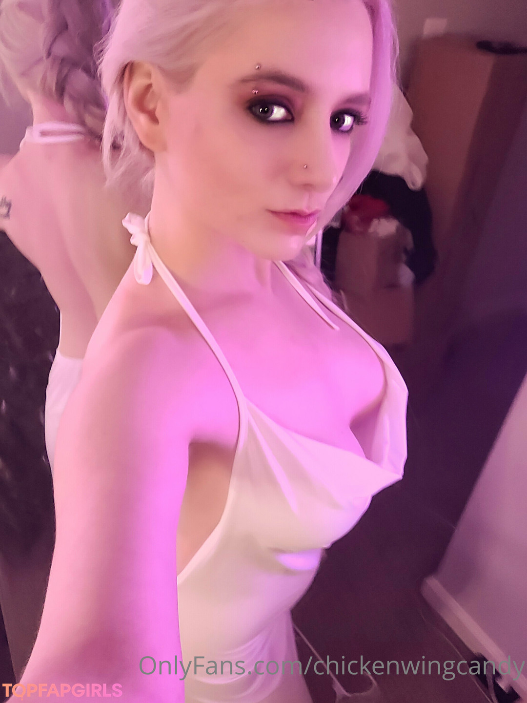 Foto desnuda filtrada de OnlyFans de Chicken Wing Candy #151 Foto desnuda filtrada de OnlyFans de Chicken Wing Candy #151