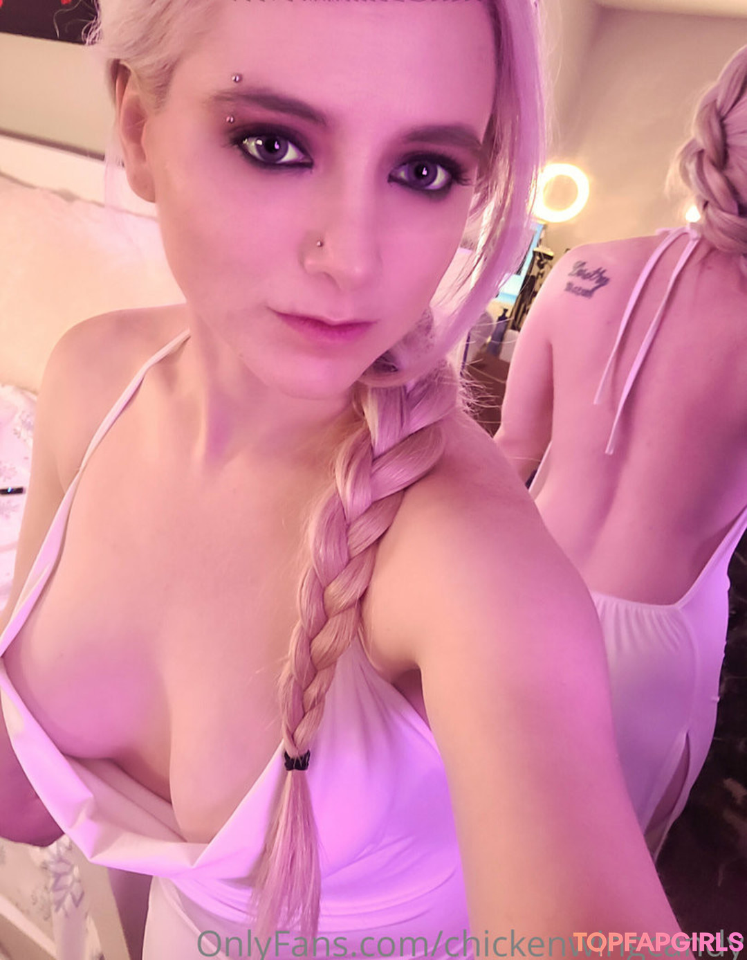 Foto desnuda filtrada de OnlyFans de Chicken Wing Candy #294 Foto desnuda filtrada de OnlyFans de Chicken Wing Candy #294