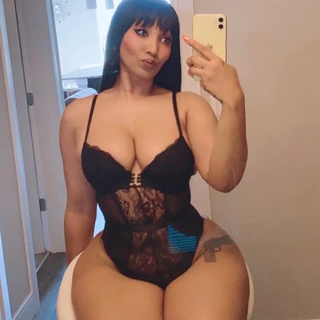 Foto desnuda filtrada de OnlyFans de Mikashay