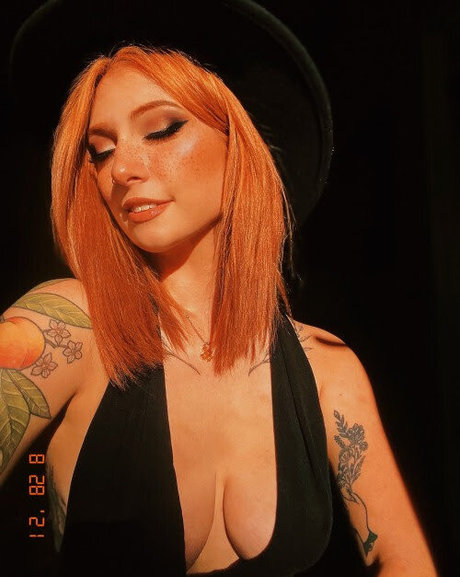Foto desnuda filtrada de OnlyFans de Spookyfoxx