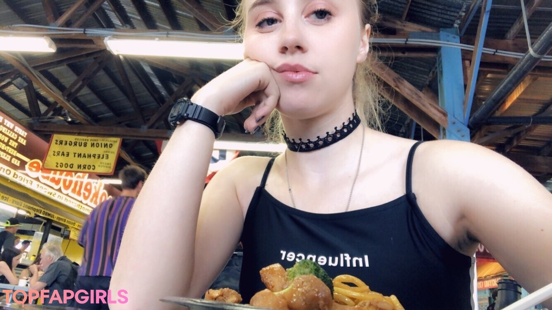 Foto desnuda filtrada de OnlyFans de Bella Tha Killa #58 Foto desnuda filtrada de OnlyFans de Bella Tha Killa #58