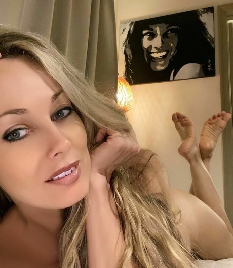 Anita Dark