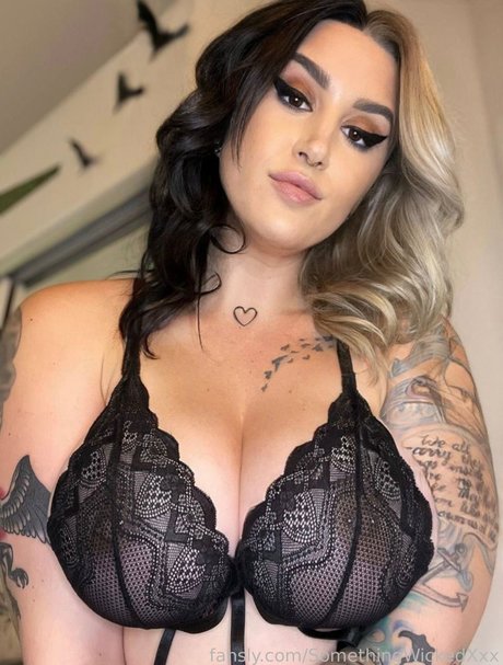 Goth Pawg Gf