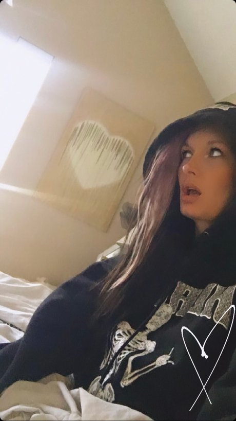 Foto desnuda filtrada de OnlyFans de Alektra Blue