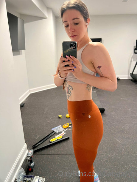 Foto desnuda filtrada de OnlyFans de Babyjaevip