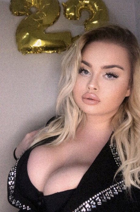 Foto desnuda filtrada de OnlyFans de Alexandrabbw